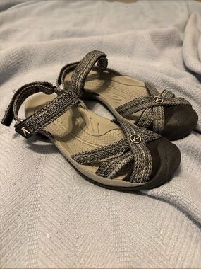 Keen black and white “Rose” sandals. Worn once.